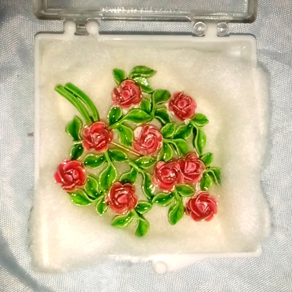 Rose 🌹 brooch